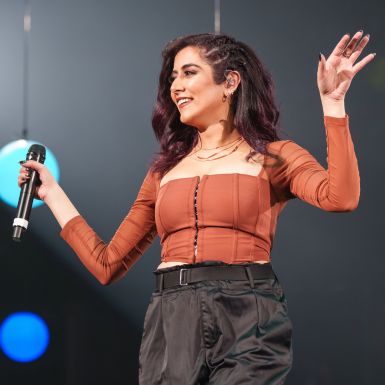 Bollywood Star Jonita Gandhi Opens for Dua Lipa in Mumbai