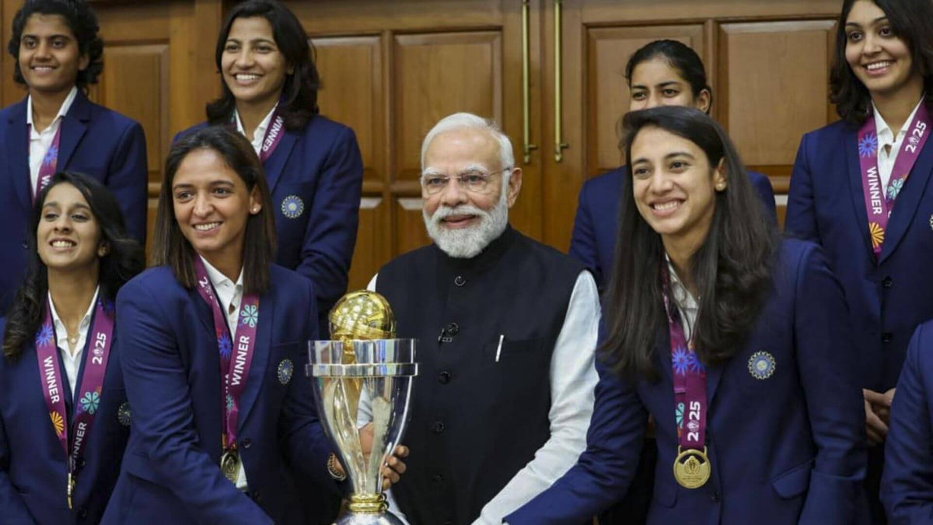 A Meeting of Champions: PM Modi Hosts India’s Victorious Women’s Cricket Team